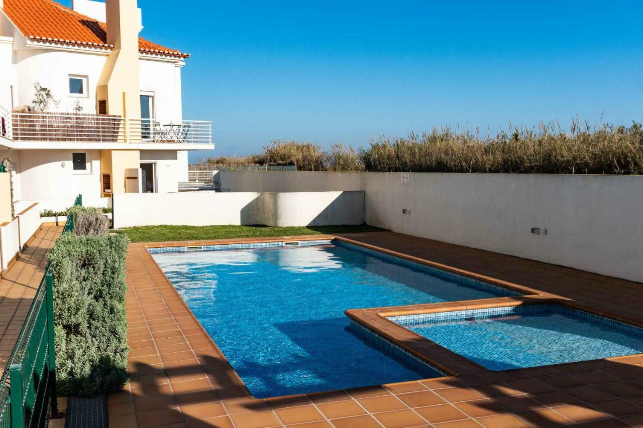 Apartments Baleal: Sunshine By The Pool Ferrel  Extérieur photo